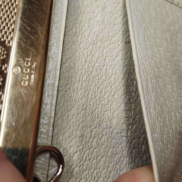 Authentic Gucci GG Web 6 Key Holder - Picture 10 of 13